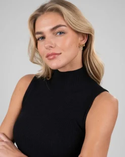 Highneck knitted Top Sort