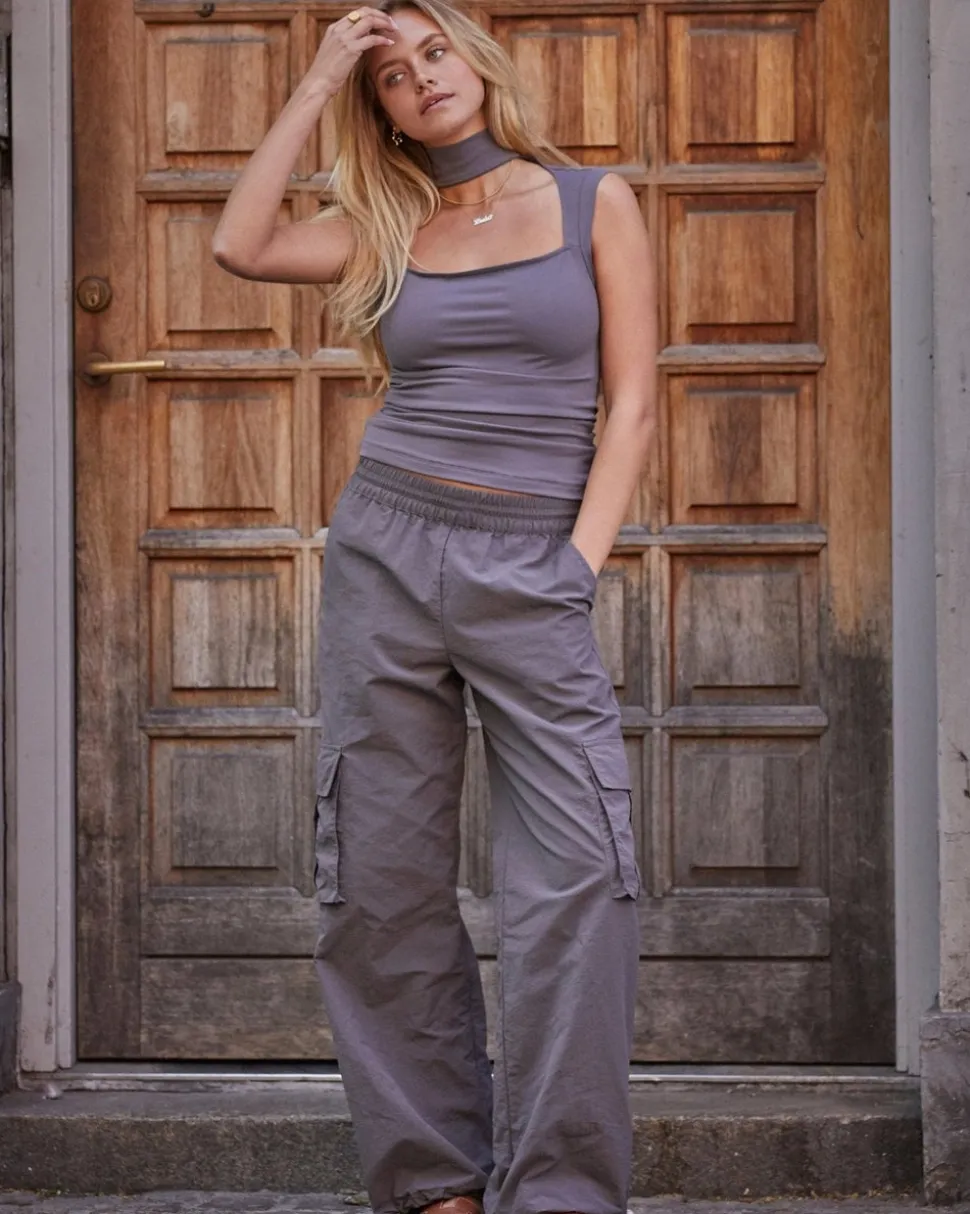 Laila x SC Collab: Top Grey